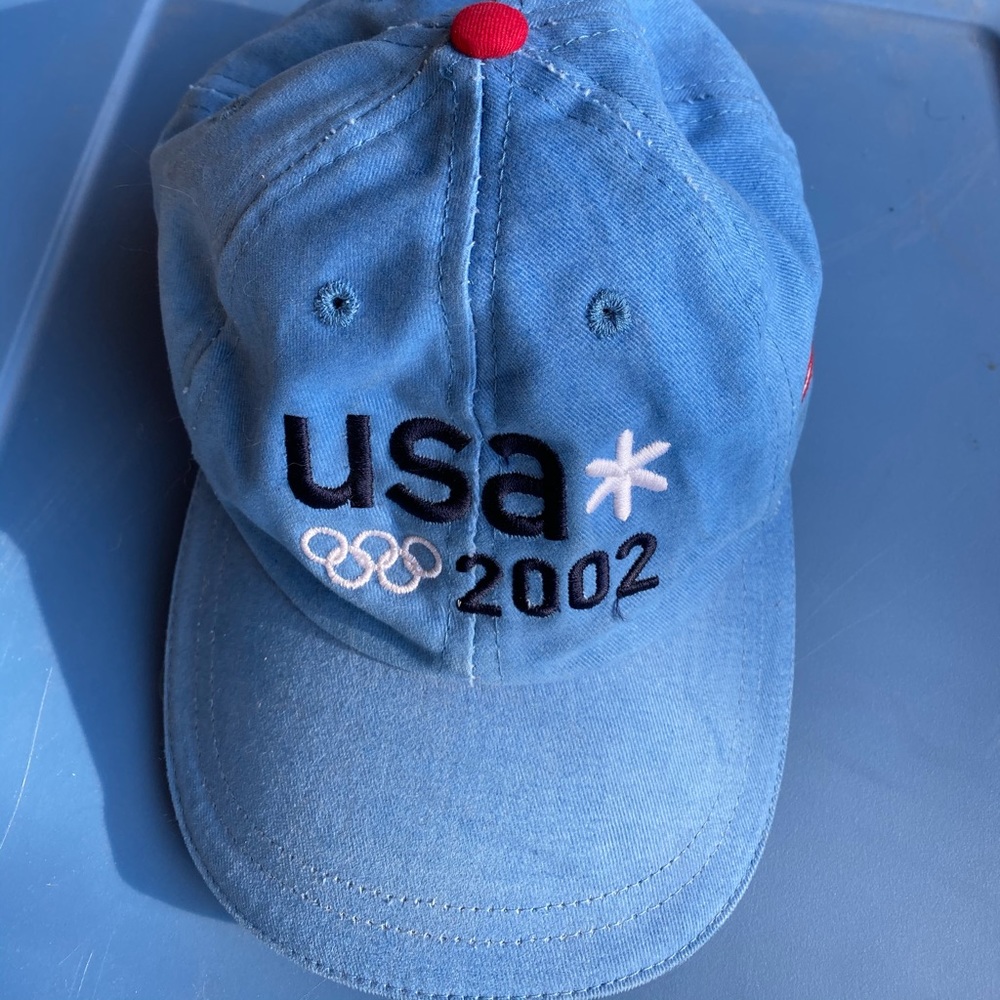 Roots 2002 olympics ball cap!